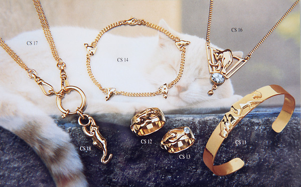 Katze und Schmuck