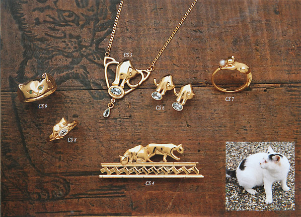 Katze und Schmuck
